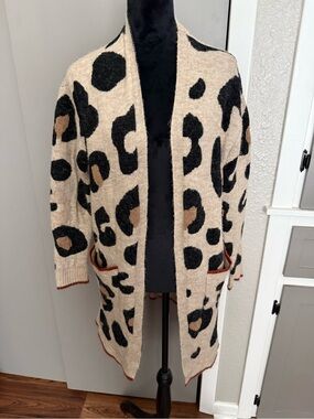 JODIFL Beige Leopard Teddy Cardigan with Black & Brown Spots